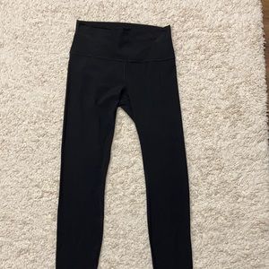 Lulu lemon yoga pants black size 6
